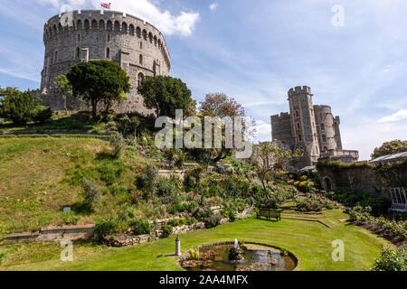 Der runde Turm und Norman Tor, Schloss Windsor, Windsor, Berkshire, England, Großbritannien Stockfoto