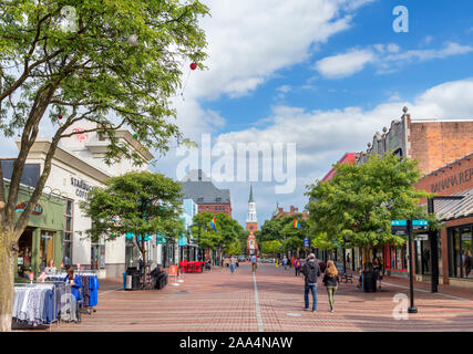 Church Street in der Innenstadt von Burlington, Vermont, USA Stockfoto