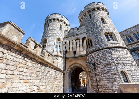 Norman Tor, Edward III Turm, Schloss Windsor, Windsor, Berkshire, England, Großbritannien Stockfoto