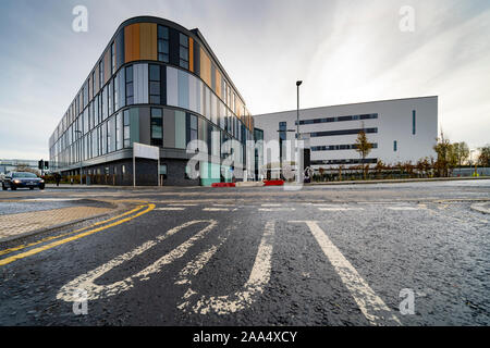 Außenansicht des neuen umstrittenen unfertig und viel - verzögerte NHS königlichen Krankenhaus für Kinder und Jugendliche in Edinburgh, Schottland, Großbritannien Stockfoto