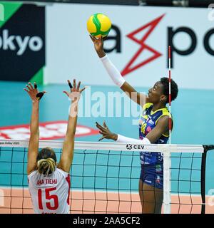 Treviso, Italien, 19. November 2019, Paola egonu (conegliano) während Carraro Imoco Conegliano vs Vasas Obuda Budapest - Volleyball Champions League Frauen - Credit: LPS/Ettore Griffoni/Alamy leben Nachrichten Stockfoto