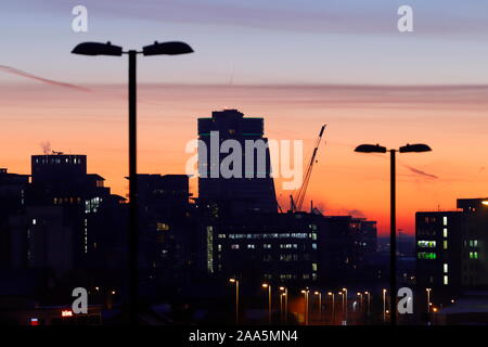 Leeds Skyline mit Bridgewater, das war das höchste Gebäude in Leeds bis zum Bau von Altus Haus begann. Stockfoto