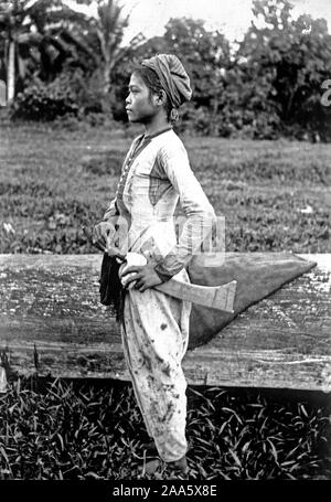 1900 Fotos - Native philippinischen Mädchen Ca. 1914-1917 (unbekanntes Gebiet der Philippinen) Stockfoto
