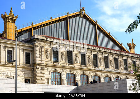 MARSEILLE, Frankreich-15 Nov 2019 - Blick auf die Sehenswürdigkeiten Gare Bahnhof Marseille Saint Charles in Marseille, Frankreich. Stockfoto