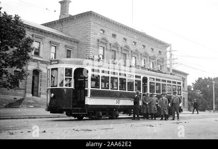 Rathaus - Straßenbahn in Hobart Macquarie Street - - Obligatorische Photo Credit: TAHO Stockfoto