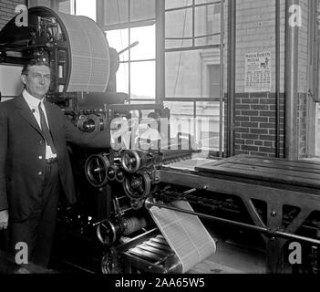 Stempel Maschine, Büro der Gravur Ca. August 1920 Stockfoto