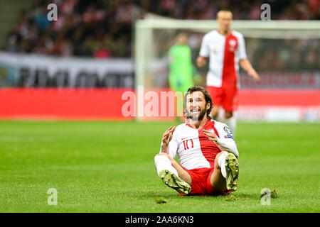 Warschau, Polen. Nov, 2019 19. Grzegorz Krychowiak aus Polen reagiert während der Euro 2020 Qualifiers (Gruppe G) Übereinstimmung zwischen Polen und Slowenien. (Endstand 3:2; Polen Slowenien) Credit: SOPA Images Limited/Alamy leben Nachrichten Stockfoto