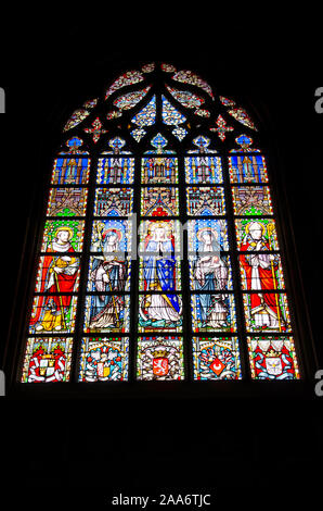 Stain Glass window, die Kirche der Gottesmutter von Sablon, Stadtviertel Zavel, Brüssel, Belgien, Europa Stockfoto