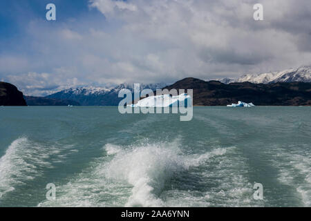 Gletscher Schifffahrt auf dem Lago Argentino, El Calafate, Argentinien Stockfoto