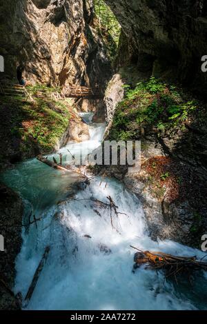 Enge Schlucht, Schlucht mit Fluss, Wolfsklamm, Stans, Tirol, Österreich Stockfoto