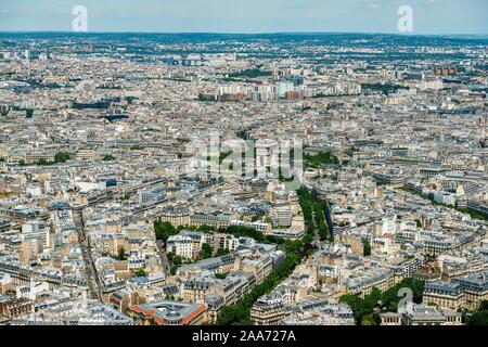 Stadtblick, Aussicht vom Eiffelturm und Triumphbogen, Arc de Triomphe, Charles de Gaulle, Paris, Ile-de-France, Frankreich Stockfoto