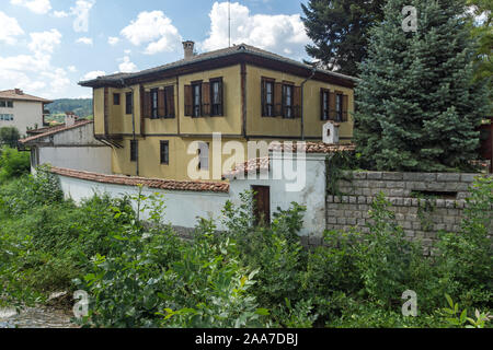 KALOFER, Bulgarien - August 5, 2018: Im Zentrum der historischen Stadt Kalofer, Region Plovdiv, Bulgarien Stockfoto