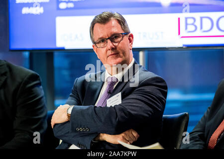 Sir Jeffrey Donaldson während des CBI NI business Wahl Hustings an der Juristischen Gesellschaft in Nordirland. PA-Foto. Bild Datum: Mittwoch, November 20, 2019. Siehe PA Geschichte Politik Wahl. Photo Credit: Liam McBurney/PA-Kabel Stockfoto