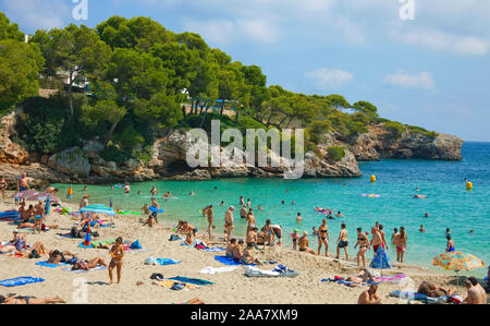 Cala Esmeralda, idyllischen Badestrand in Cala D'Or, Mallorca, Balearen, Spanien Stockfoto