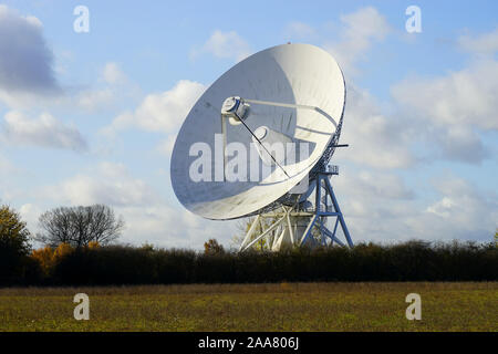 Radioteleskop Gericht an der Universität Cambridge Mullard Observatorium Stockfoto