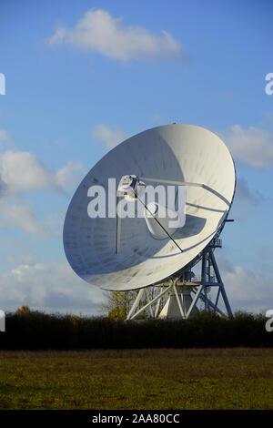 Radioteleskop Gericht an der Universität Cambridge Mullard Observatorium Stockfoto