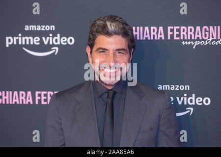 Roma, Italien. Nov, 2019 19. Italienische Schauspieler Claudio Castrogiovanni Roter Teppich im Auditorium Conciliazione in Rom der Dokumentarfilm "Chiara Ferragni - UNGEBUCHTE" (Foto von Matteo Nardone/Pacific Press) Quelle: Pacific Press Agency/Alamy leben Nachrichten Stockfoto