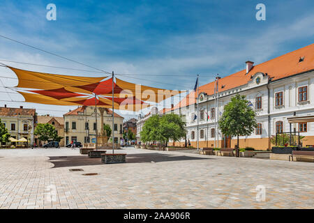 Das Rathaus (Varoshaza) wurde im Jahr 1769 nach den Plänen von Christoph Hofstaedter, Keszthely, Zala county, West Transdanubien, Ungarn, Europa gebaut Stockfoto