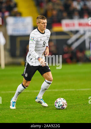 EURO QUALI 2020 Germany-North Irland, Frankfurt, 19.November 2019. Toni Kroos, DFB 8 Deutschland - Nordirland 6:1 Wichtig: DFB-Vorschriften die Verwendung von Fotografien als Bildsequenzen und/oder quasi-Video zu verbieten. Die Qualifikation für die Europameisterschaft, EM Quali, 2020 Saison 2019/2020, 19. November 2019 in Frankfurt am Main, Deutschland. © Peter Schatz/Alamy leben Nachrichten Stockfoto