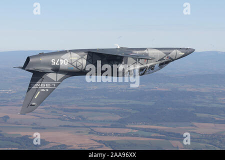 Tschechische Aero L-39 NG (Next Generation), ein turbofan angetriebene militärische Trainer Flugzeuge während der Ausbildung Flüge in der Nähe der Air Force Base in Caslav, Tschechische Rep. Stockfoto