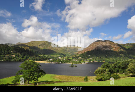 Glenridding gesehen von Patterdale gemeinsamen Stockfoto