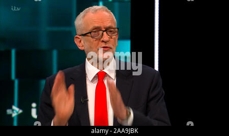 Broadcast-TV Video Capture, Vereinigtes Königreich. Nov, 2019 19. Der Führer der Jeremy Corbyn und Premierminister Boris Johnson Debatte live auf ITV heute abend als Teil der allgemeinen Wahlkampagne 2019. Datum: 20191119 - Kreditkarten: Equinox Licensing Ltd./Alamy leben Nachrichten Stockfoto