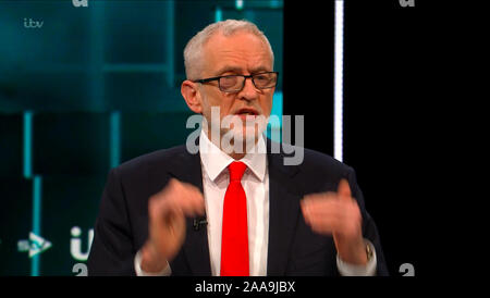 Broadcast-TV Video Capture, Vereinigtes Königreich. Nov, 2019 19. Der Führer der Jeremy Corbyn und Premierminister Boris Johnson Debatte live auf ITV heute abend als Teil der allgemeinen Wahlkampagne 2019. Datum: 20191119 - Kreditkarten: Equinox Licensing Ltd./Alamy leben Nachrichten Stockfoto