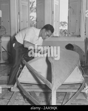König Bhumibol Adulyadej baute seinen eigenen Segelboot während der Jahre 1963-1967. Stockfoto