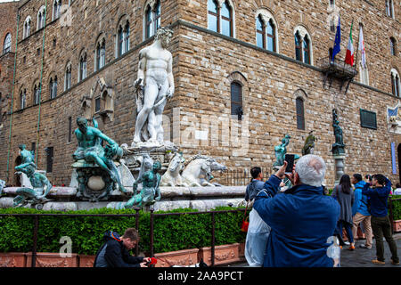 Fontana del Nettuna, Neptunbrunnen, Piazza della Signoria, Florenz, Italien Stockfoto