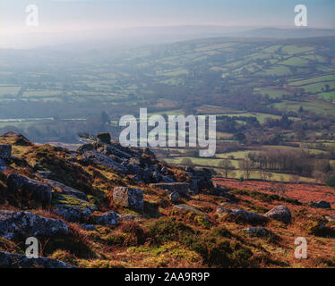 Widecombe von Bell Tor im Winter, Dartmoor Stockfoto