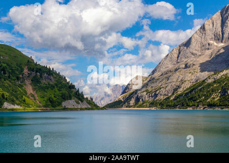 Fedaia See ist ein See im Trentino und der Provinz Belluno, Italien. Stockfoto