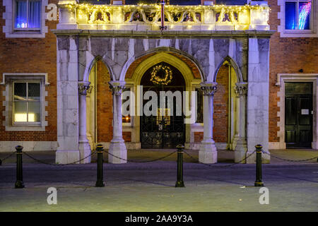 Das Kloster, die Hauptstraße, Gibraltar, offizielle Residenz des Gouverneurs von Gibraltar Stockfoto