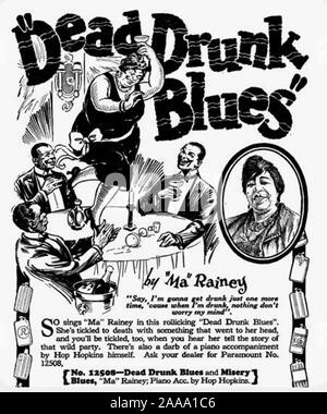 GERTRUDE 'MA' RAINEY (1886-1939) amerikanische Bluessängerin in A Paramount Werbung für Race Records im Jahr 1927 Stockfoto