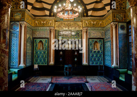 Die arabische Halle in der Leighton House Museum in London, Großbritannien Stockfoto