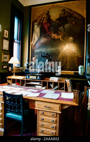 Das Büro im Leighton House Museum in London, Großbritannien Stockfoto