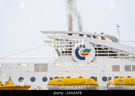 Hirtshals, Dänemark, 20. November 2019: Port des Unternehmens Colorline und Ankunft der Fähren in Dänemark Stockfoto