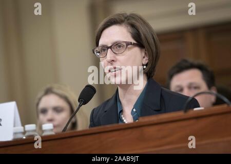 Washington, District of Columbia, USA. Nov, 2019 20. LAURA COOPER, Stellvertretender Sekretär für Verteidigung, bezeugt vor dem Haus Intelligence Committee. November 20, 2019 Kreditkarten: Douglas Christian/ZUMA Draht/Alamy leben Nachrichten Stockfoto