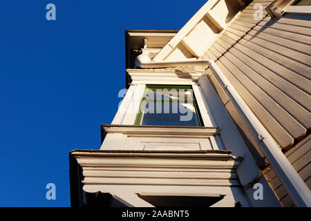 Detail aus dem alten Holz- Haus östlich der Stadt in Umea Stockfoto