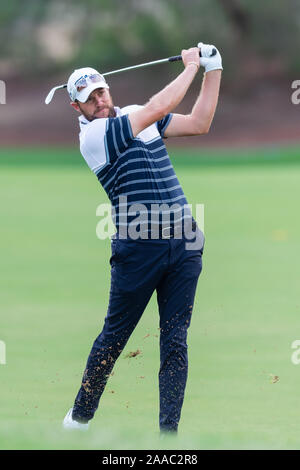 Dubai, VAE. Nov, 2019 21. Matthäus Southgate von England spielt einen Schuß in Runde 1 Während der DP World Tour Meisterschaft an der Jumeirah Golf Estates, Dubai, UAE am 21. November 2019. Foto von Grant Winter. Nur die redaktionelle Nutzung, eine Lizenz für die gewerbliche Nutzung erforderlich. Keine Verwendung in Wetten, Spiele oder einer einzelnen Verein/Liga/player Publikationen. Credit: UK Sport Pics Ltd/Alamy leben Nachrichten Stockfoto
