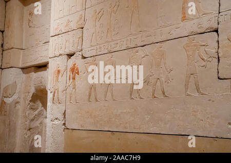 Pigmentierte relief Malerei aus einem ägyptischen Grab. Anfang des 12. Dynastie, um 1980 v. Chr.. Kunsthistorisches Museum, Wien, Österreich Stockfoto