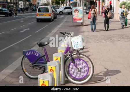 Kommunale Fahrradverleih Bahnhof. Wien, Österreich Stockfoto