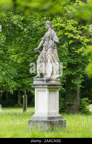 26. Mai, 2019. Österreich, Schloss Hellbrunn. Schloss und Gärten. Statue Stockfoto