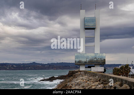 Coruna/Spanien - 20. November 2019: Maritime search und Rescue Coordination Center in Coruna Spanien Stockfoto