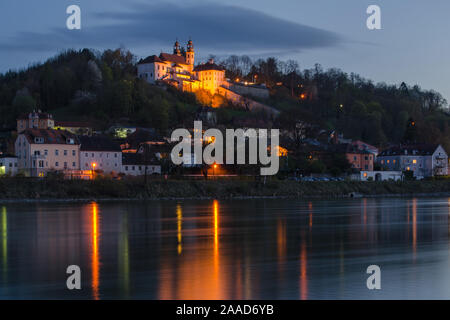 Passau, Blick über den Inn in das Kloster Mariahilf, Bayern, Deutschland Stockfoto