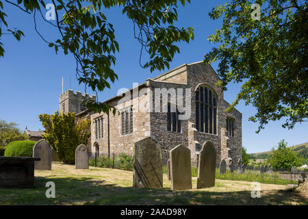 St Andrews Kirche im Dorf Einbuchtung in Dentdale in den Yorkshire Dales National Park, Cumbria, England. Stockfoto