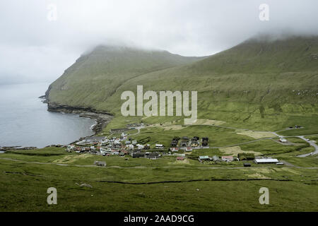 Gjogv Dorf auf der Insel Eysturoy, Insel der Färöer, Dänemark, Europa. Stockfoto