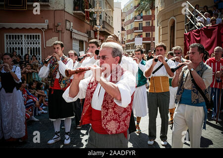 Spanien Algemesì (Valencia): Fest der Mare de Deu de la Salut:Gruppe von Musiker Stockfoto