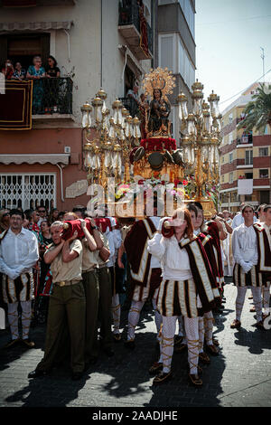 Spanien (Valencia) Algemesì Fest der Mare de Deu de la Salut: Madonna der Gesundheit in einer Prozession Stockfoto