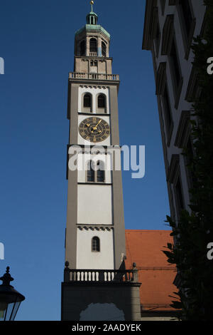 Der Turm (perlachturm) von St. Peter am Perlach (Perlach-Church), Augsburg, Bayern, Deutschland Stockfoto