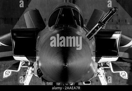 RAF Tornado F3, ZE340, GO, in RAF Cosford Nightshoot in Verbindung mit Schwelle. Aero Stockfoto